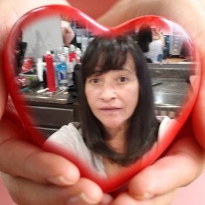 Meet your Posher, Joy